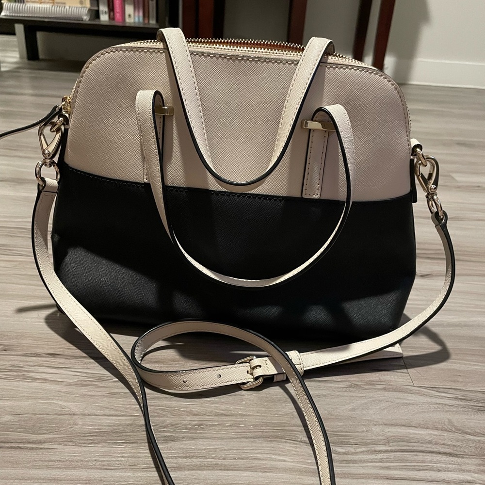 Black and Cream Kate Spade Purse - Picture 2 of 10